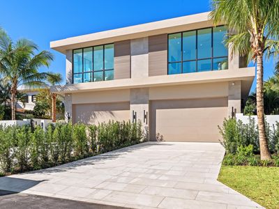 1136 NE 9th Avenue #1