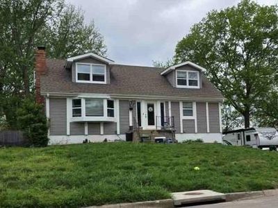 3210 N 84th Ter
