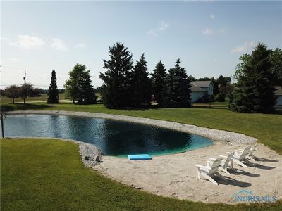 22459 W Bittersweet Ln