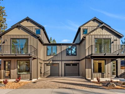 334 SW Roosevelt Ave Unit 4