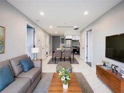643 5th Ave #4D