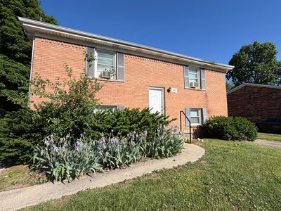 216 Valley St