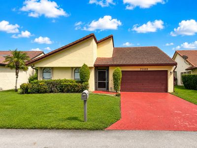 7003 GOLF POINTE Circle