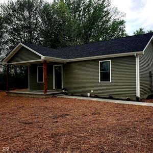 1292 Colonial Dr