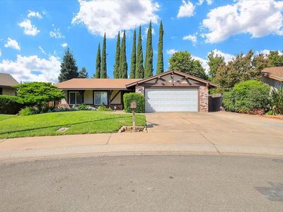 1720 Woodland Dr