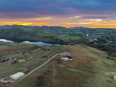 5225 Spring Creek Rd