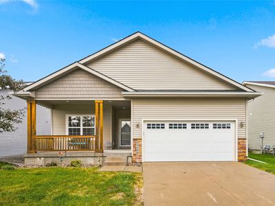 Property at 14405 Alpine Dr, Urbandale, IA