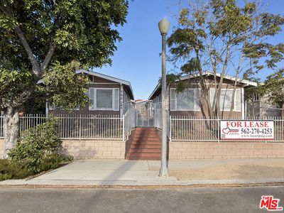 740 Daisy Ave