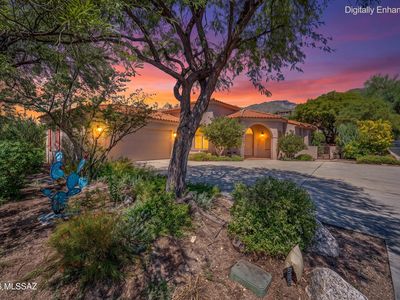 6401 N Desert Wind Cir