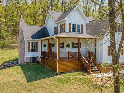 5266 Foothills Ln