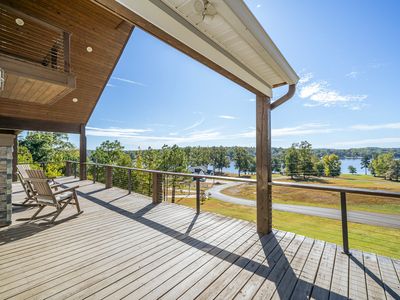 121 Persimmon Ln