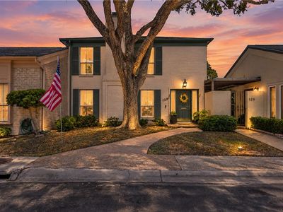 128 Lake Shore Dr #128