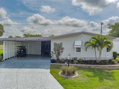 8520 COUNTESS AVENUE CIRCLE