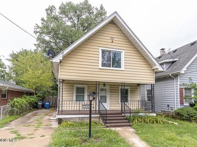 5435 Douglas Rd