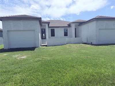 3832 ALBACETE CIRCLE