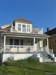 142 Roesch Ave