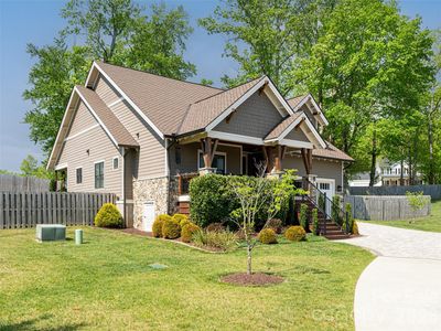10 Starwood Valley Trl