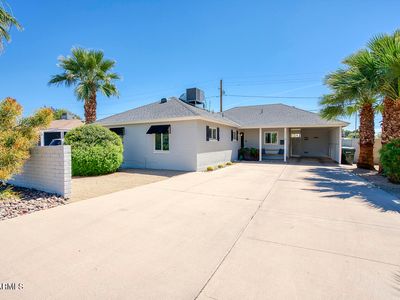 1119 W CAMPBELL Avenue