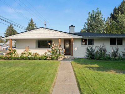 6028 N Washington St