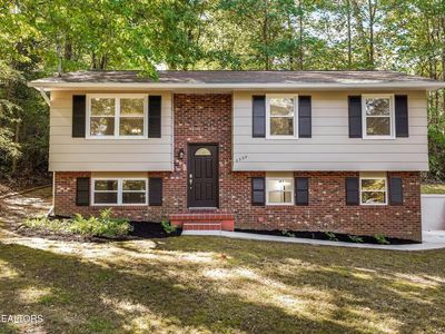 2329 Roundtree Rd