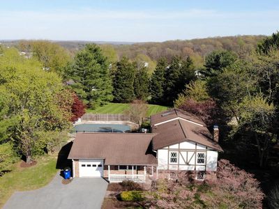 7993 Pleasant Ct