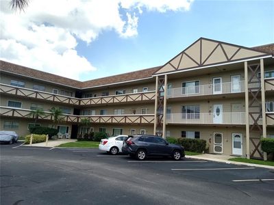 2464 Australia Way E APT 14