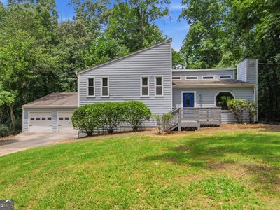 1035 Lakewood Dr