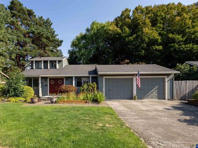 1134 Swingwood Ct NE