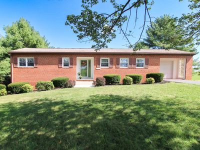 2056 Knightly Mill Rd