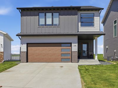 1186 Albert Ct W