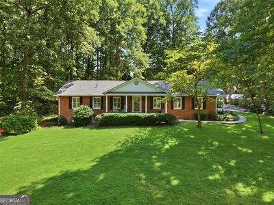 2306 E Cherokee Dr