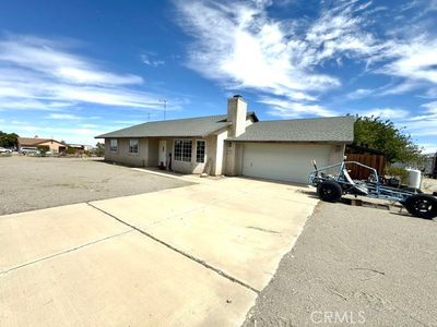 Property at 12285 Riggins Rd, Phelan, CA