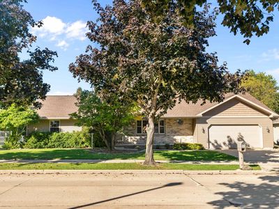 151 Graceland Dr