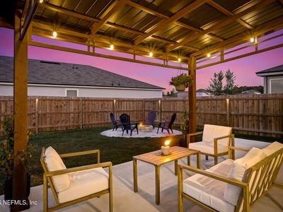 5733 SPRUCE ALDER Way