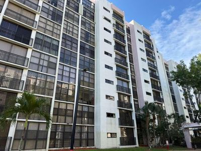 17011 N Bay Rd APT 709