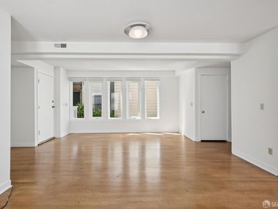 615 Noe St #2