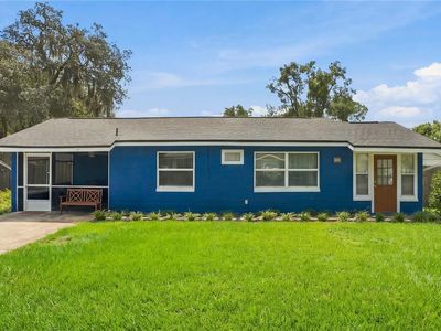 121 ANGELES ROAD