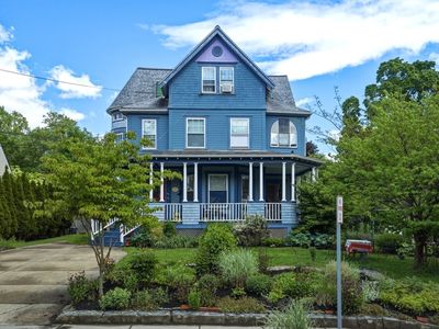 45-47 Barnard Ave