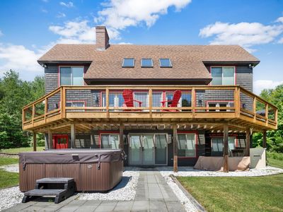 476 Dix Hill