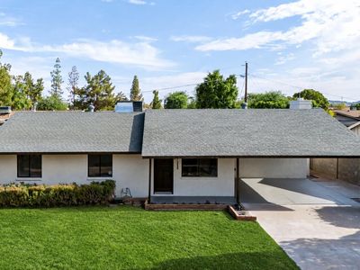 1239 W 11TH Street