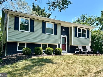 8249 Victoria Rd
