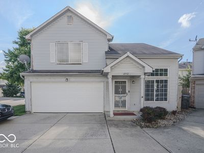 4932 Lewiston Dr