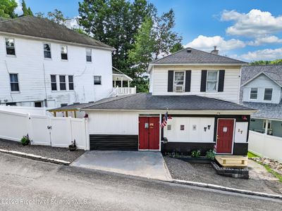 17 Reservoir St