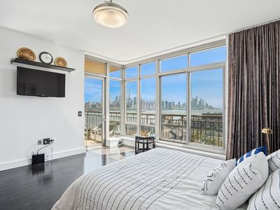 8100 River Rd APT 1101