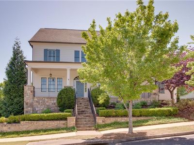 3005 Evelyn Ln