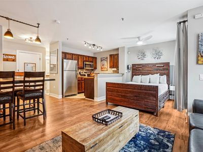 100 S Park Ave #E-212