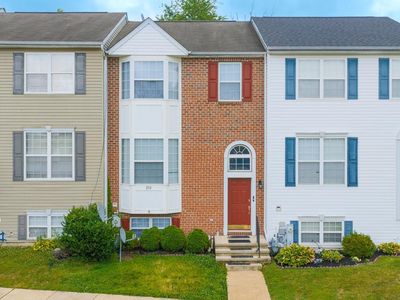 213 Lodestone Ct