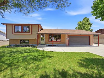 4217 S King Arthur Dr