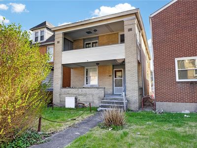1113 Broadway Ave