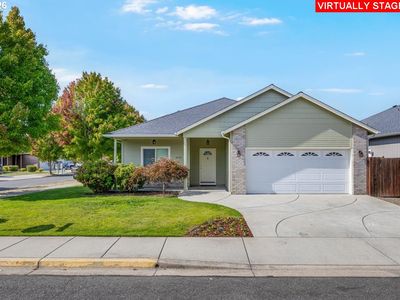 1633 Claudia Way